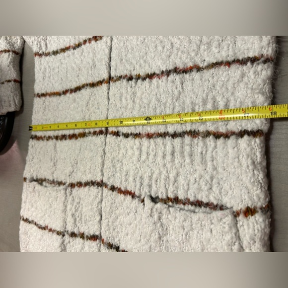 Altar'd State White Striped Eyelash Cardigan Sweater Open Front Pockets Size M/L - Picture 10 of 10